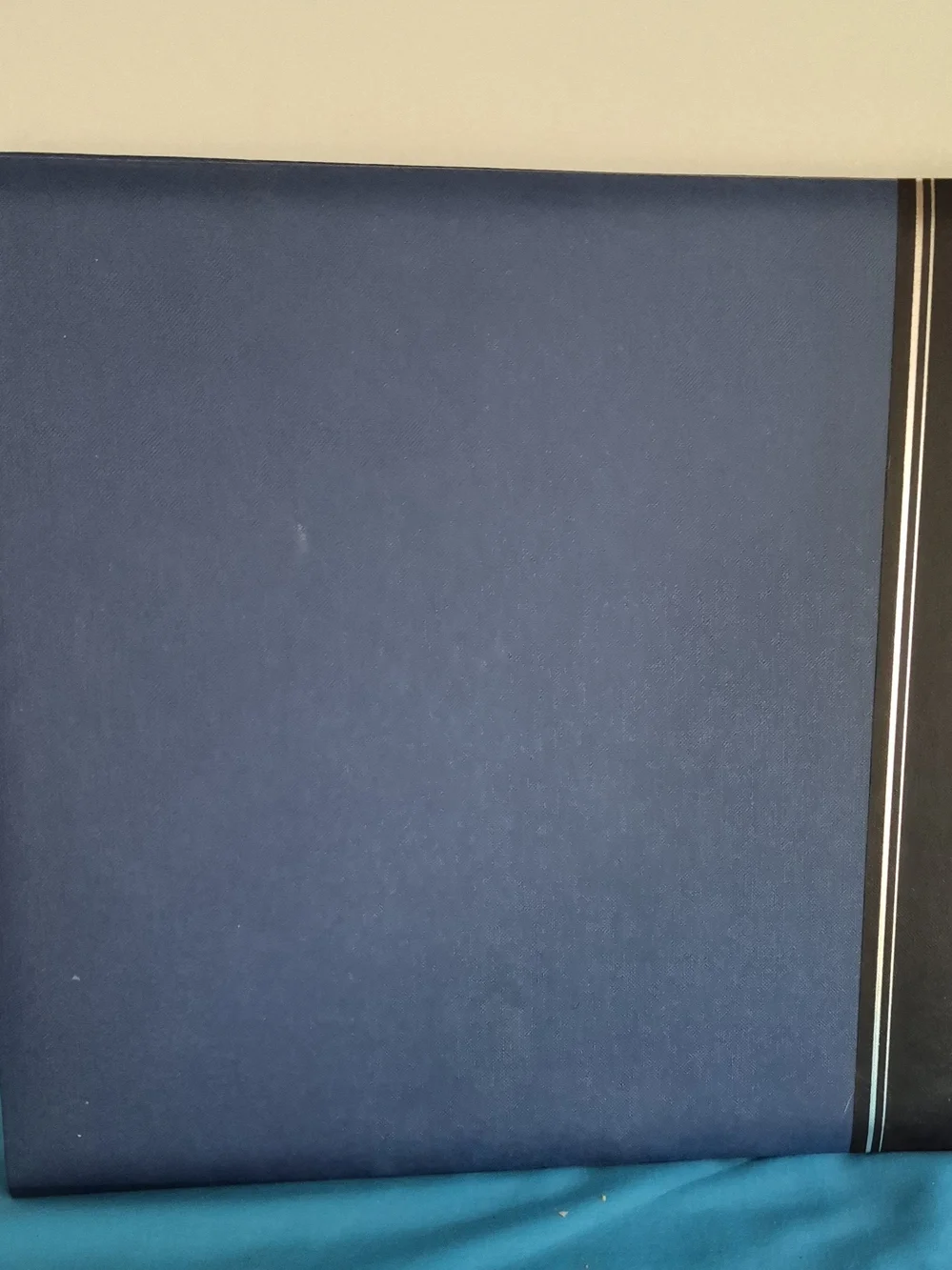 Blue & Black with Gold Stripe 12x12 Scrapbook Album 10 Sheet Protectors